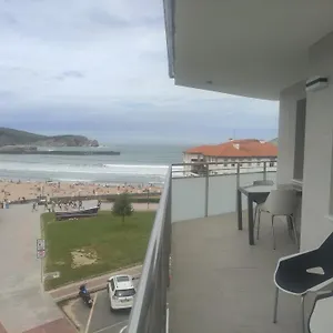 En La Playa Gorliz